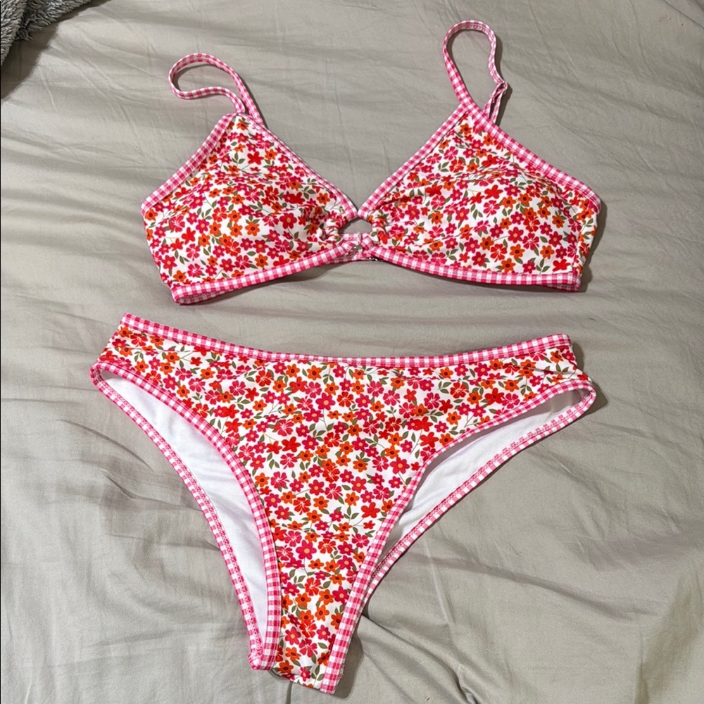 SHEIN Pink Floral Bikini Set